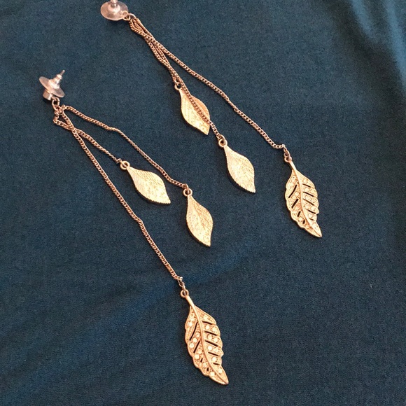 Jewelry - Feather Earrings- Long, Dangly, Silver